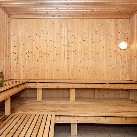 Xxxvi Apartment *